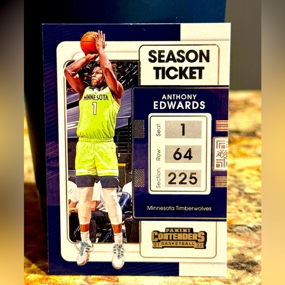 Anthony Edwards - Picture 1 of 2